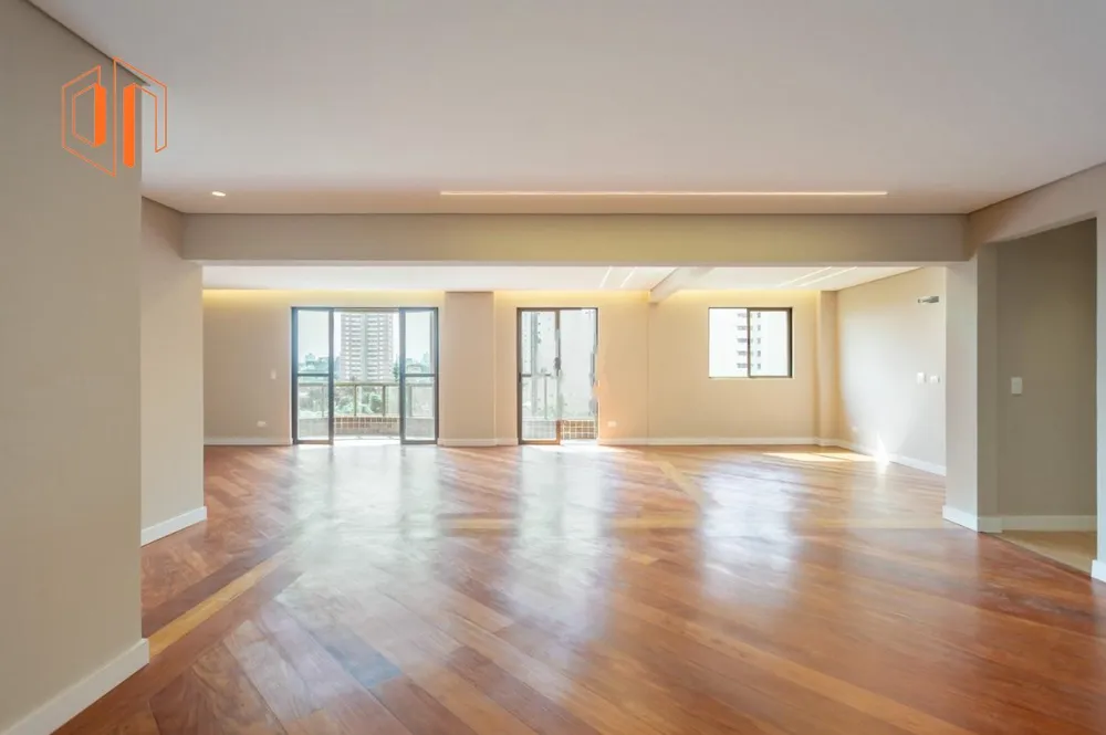 Apartamento, 3 quartos, 193 m² - Foto 1