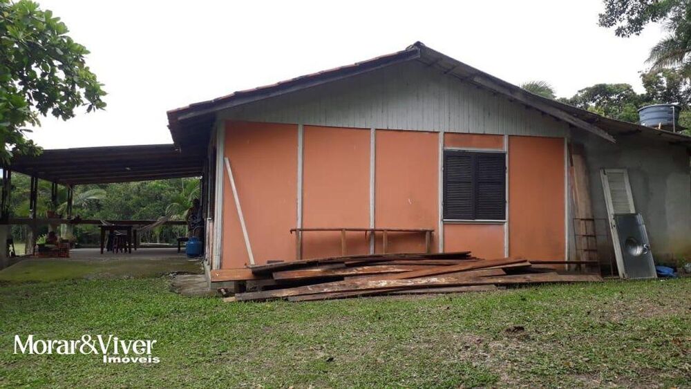 Chácara à venda com 3 quartos, 84750m² - Foto 1