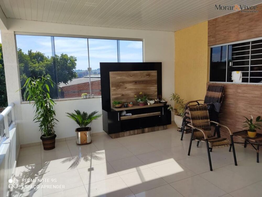 Casa à venda com 3 quartos, 240m² - Foto 4
