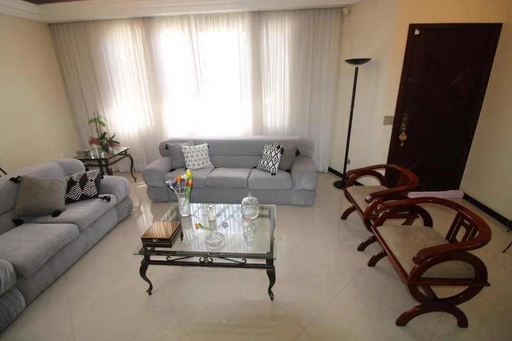 Casa, 3 quartos, 327 m² - Foto 4