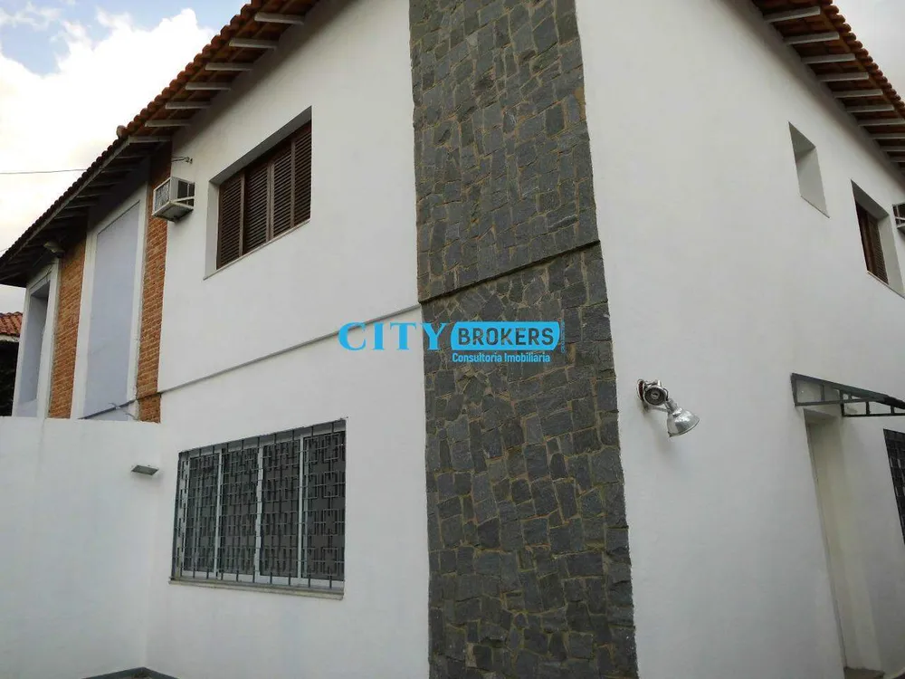 Casa, 3 quartos, 220 m² - Foto 2
