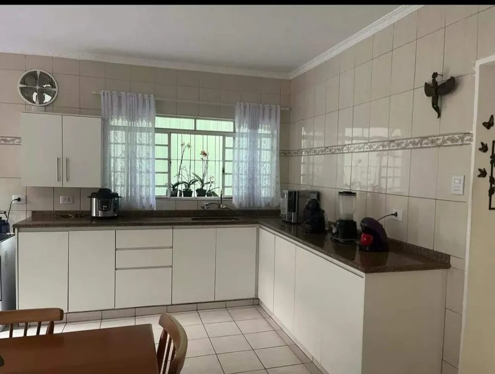 Sobrado, 3 quartos, 200 m² - Foto 4