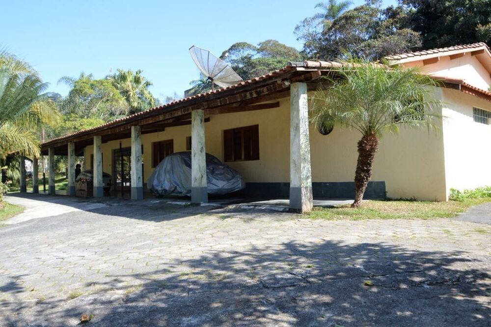 Chácara à venda com 3 quartos, 6900 - Foto 1