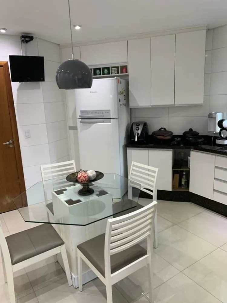 Casa, 3 quartos, 200 m² - Foto 9