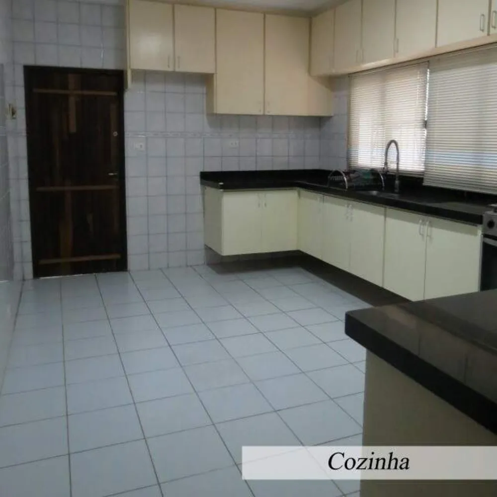 Sobrado, 3 quartos, 248 m² - Foto 3