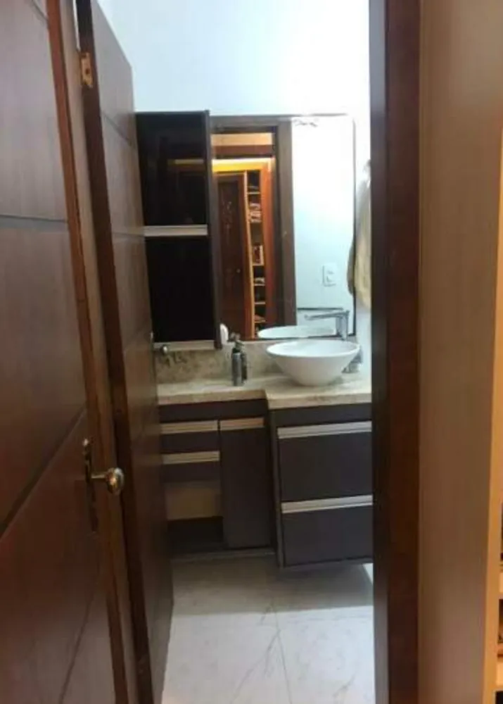 Casa, 3 quartos, 300 m² - Foto 11