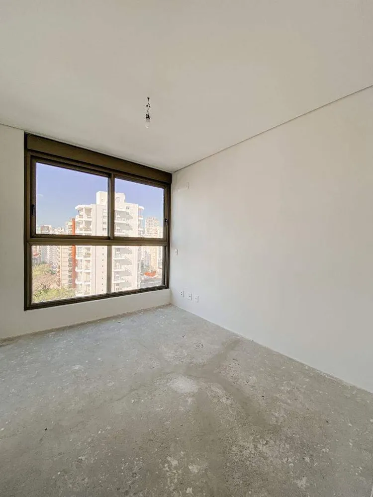 Apartamento, 3 quartos, 231 m² - Foto 2