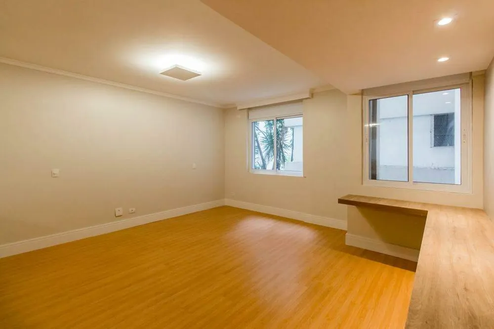 Apartamento, 3 quartos, 215 m² - Foto 4