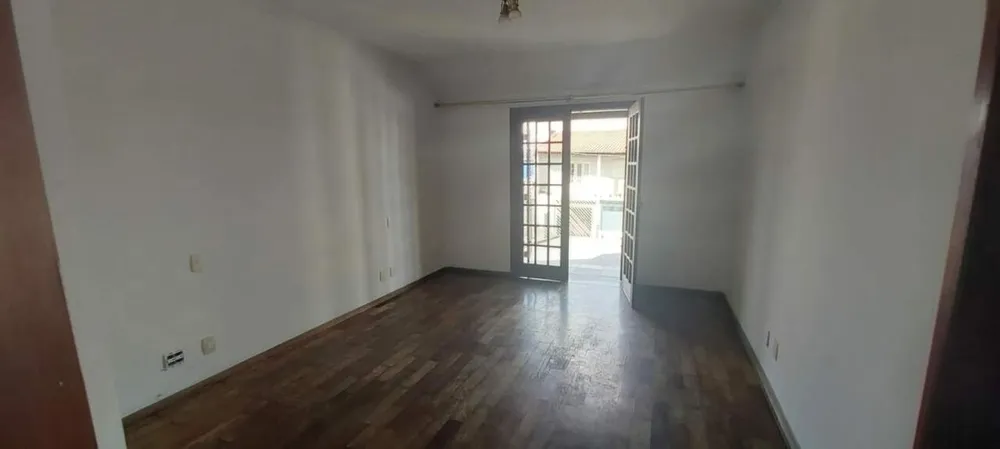 Sobrado, 3 quartos, 270 m² - Foto 1