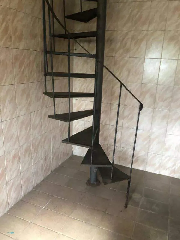 Sobrado, 7 quartos, 238 m² - Foto 8
