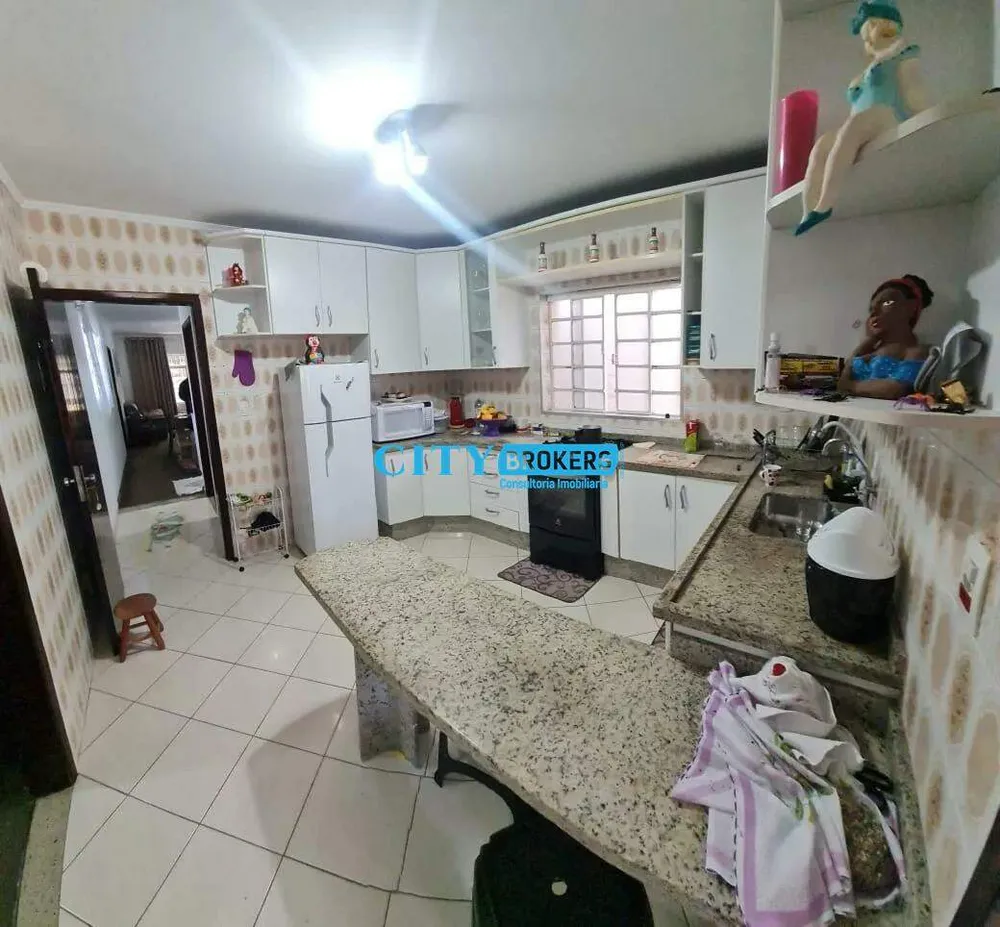 Sobrado, 5 quartos, 200 m² - Foto 1