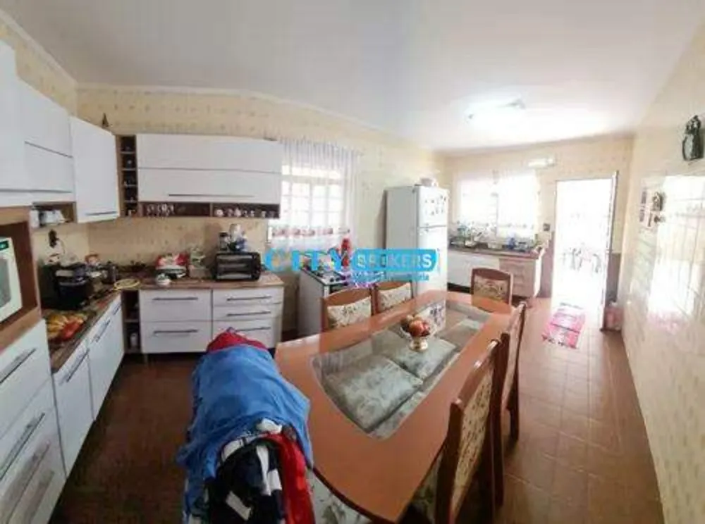 Sobrado, 5 quartos, 200 m² - Foto 3