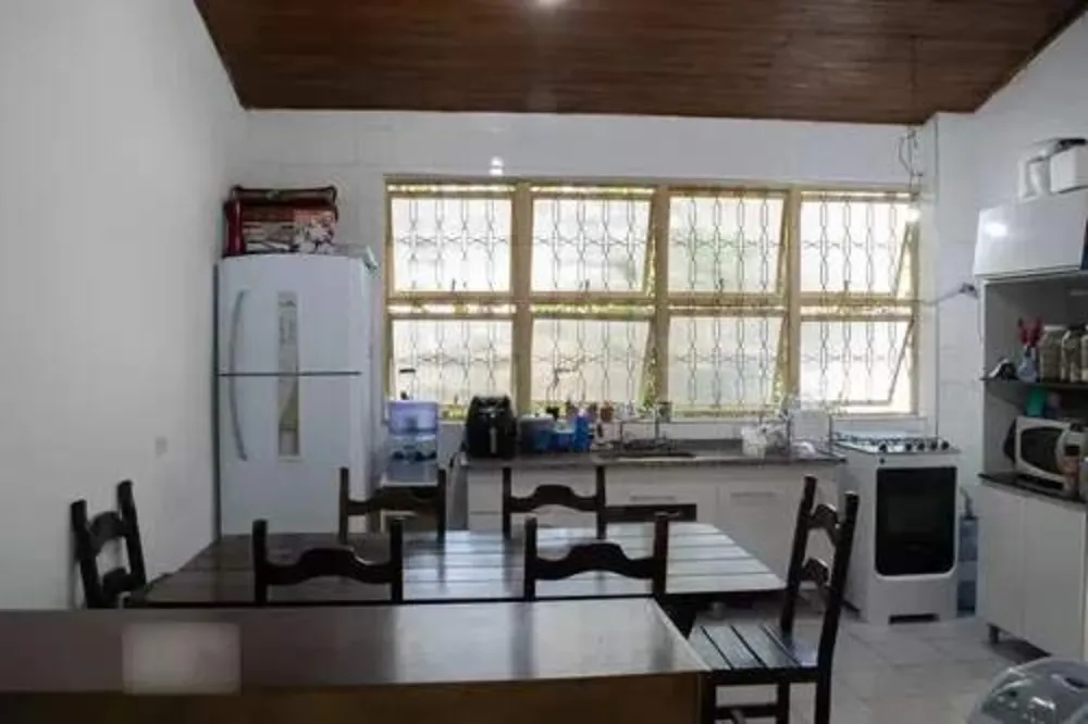 Casa, 6 quartos, 270 m² - Foto 4
