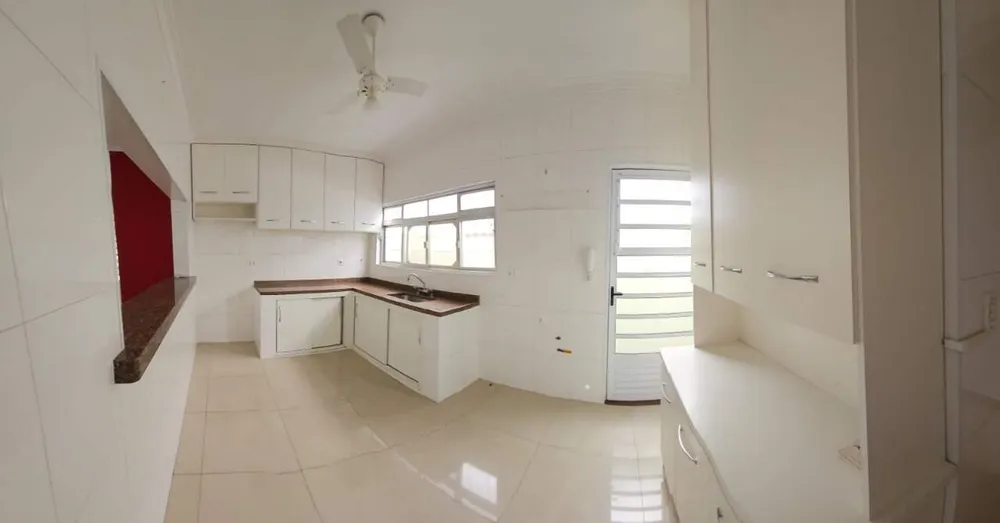Casa, 3 quartos, 146 m² - Foto 3