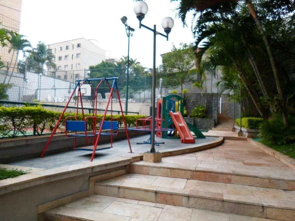 Apartamento, 3 quartos, 140 m² - Foto 2