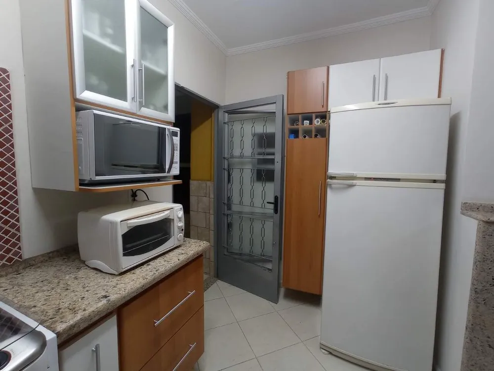 Sobrado, 3 quartos, 200 m² - Foto 1