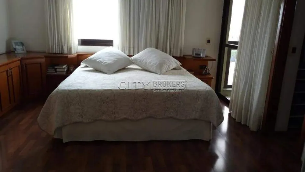 Apartamento, 4 quartos, 264 m² - Foto 2