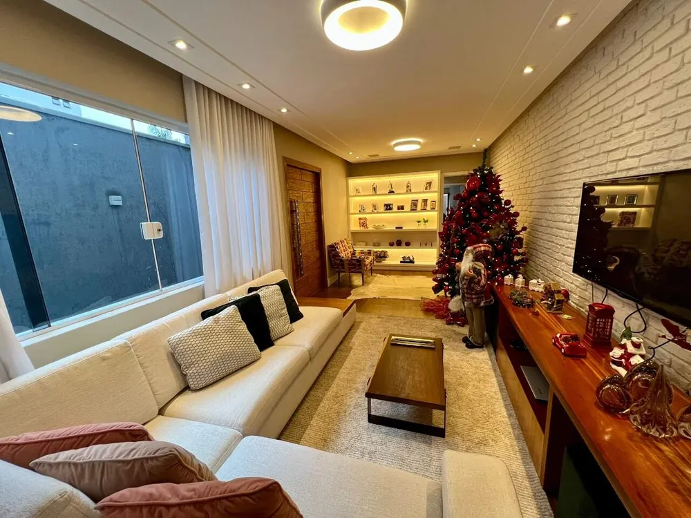 Casa, 3 quartos, 300 m² - Foto 2