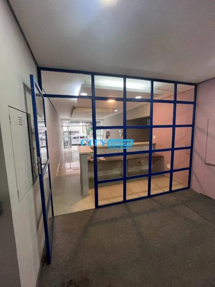 Loja-Salão, 2600 m² - Foto 1