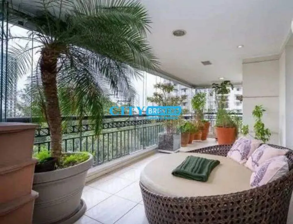 Apartamento, 3 quartos, 212 m² - Foto 2