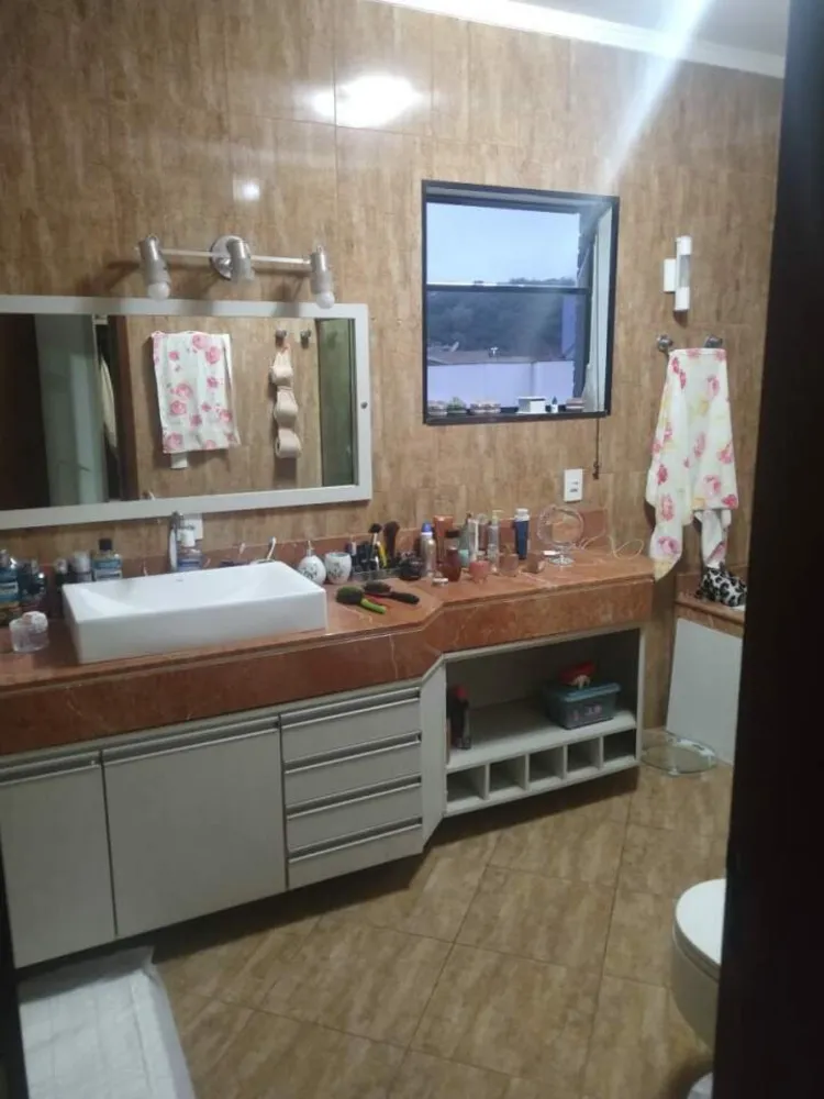 Sobrado, 3 quartos, 350 m² - Foto 2