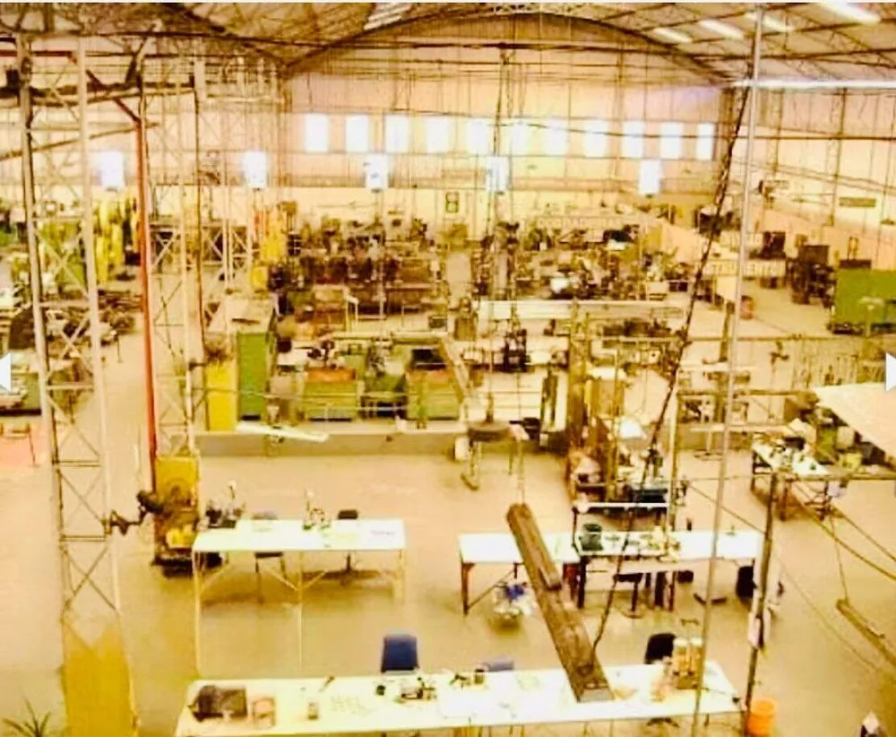 Loja-Salão, 3500 m² - Foto 2