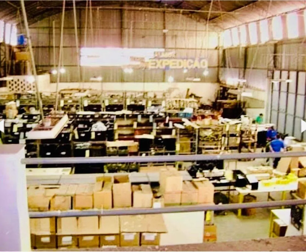 Loja-Salão, 3500 m² - Foto 1