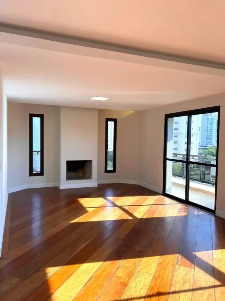 Apartamento, 4 quartos, 234 m² - Foto 2