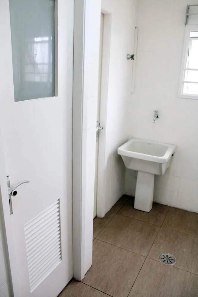 Apartamento, 3 quartos, 205 m² - Foto 2