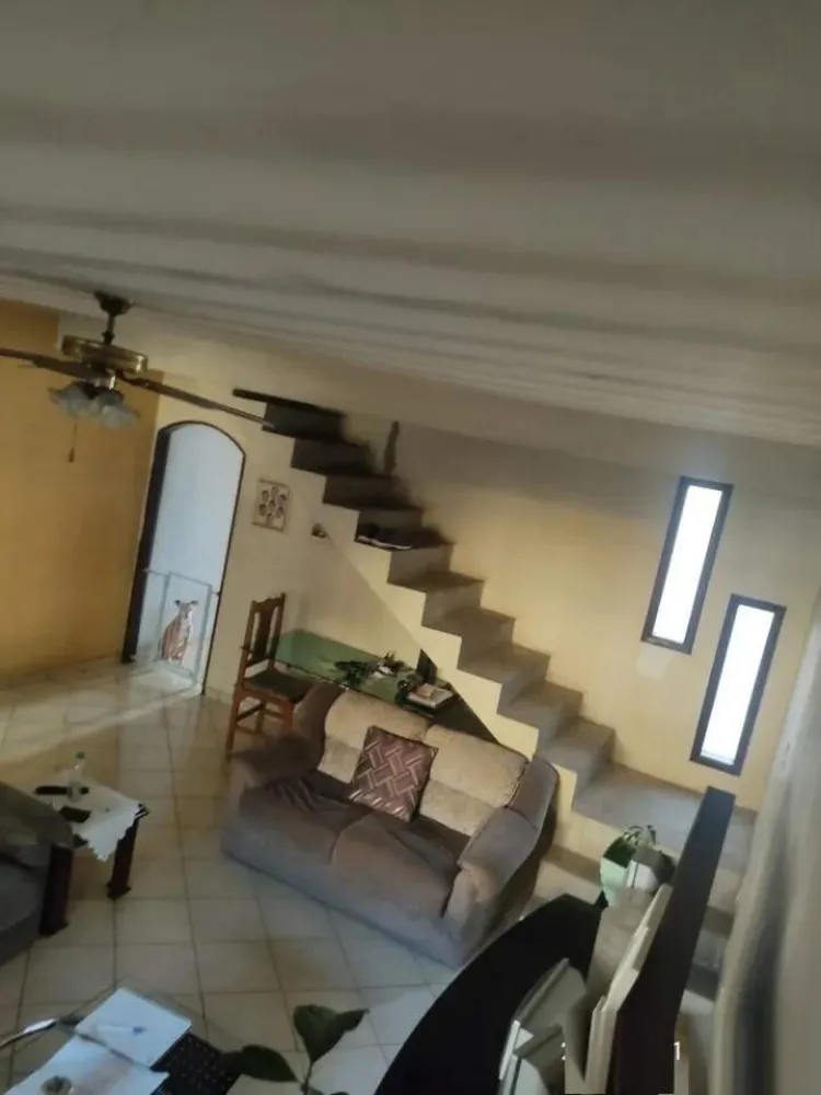 Sobrado, 3 quartos, 300 m² - Foto 3