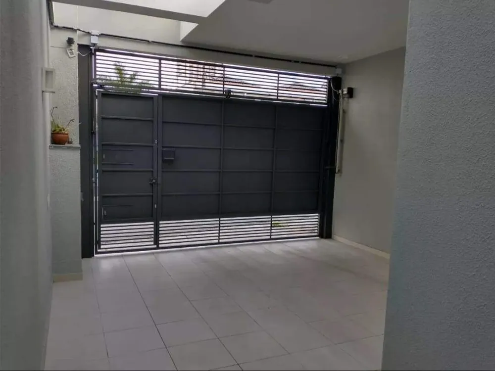 Sobrado, 3 quartos, 137 m² - Foto 1