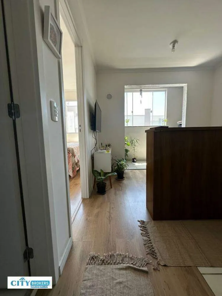 Apartamento, 1 quarto, 27 m² - Foto 2