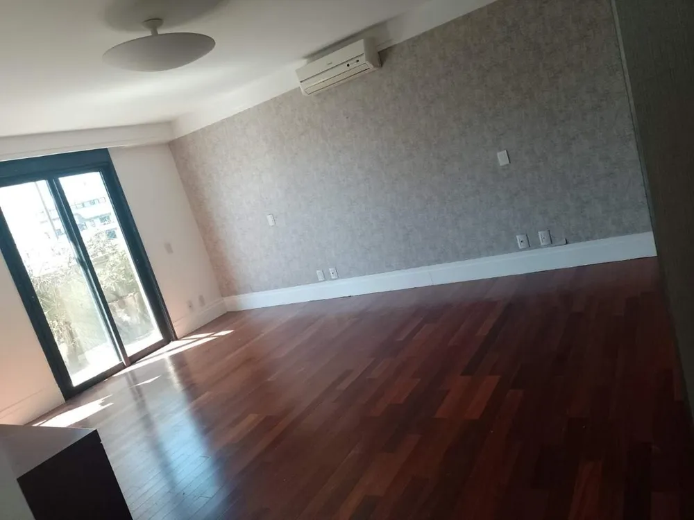 Apartamento, 3 quartos, 272 m² - Foto 12