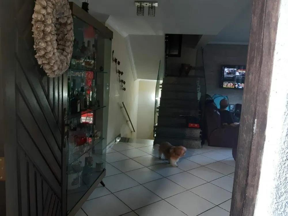 Casa, 3 quartos, 260 m² - Foto 1