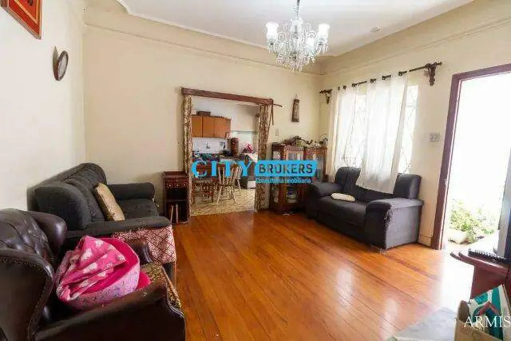 Casa, 5 quartos, 210 m² - Foto 1