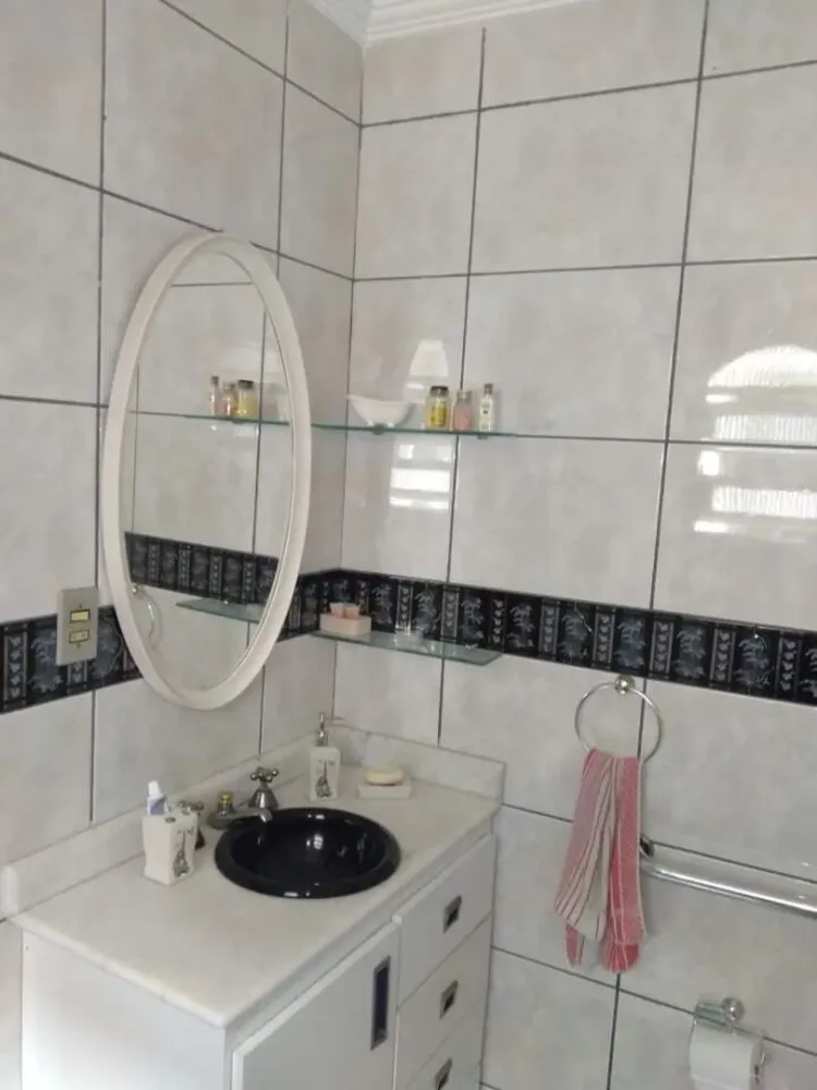 Sobrado, 3 quartos, 200 m² - Foto 1