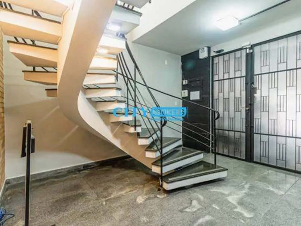 Sobrado, 1 quarto, 400 m² - Foto 1