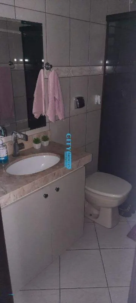 Sobrado, 2 quartos, 237 m² - Foto 6