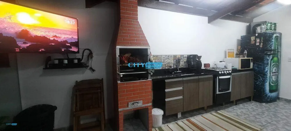 Sobrado, 2 quartos, 237 m² - Foto 1