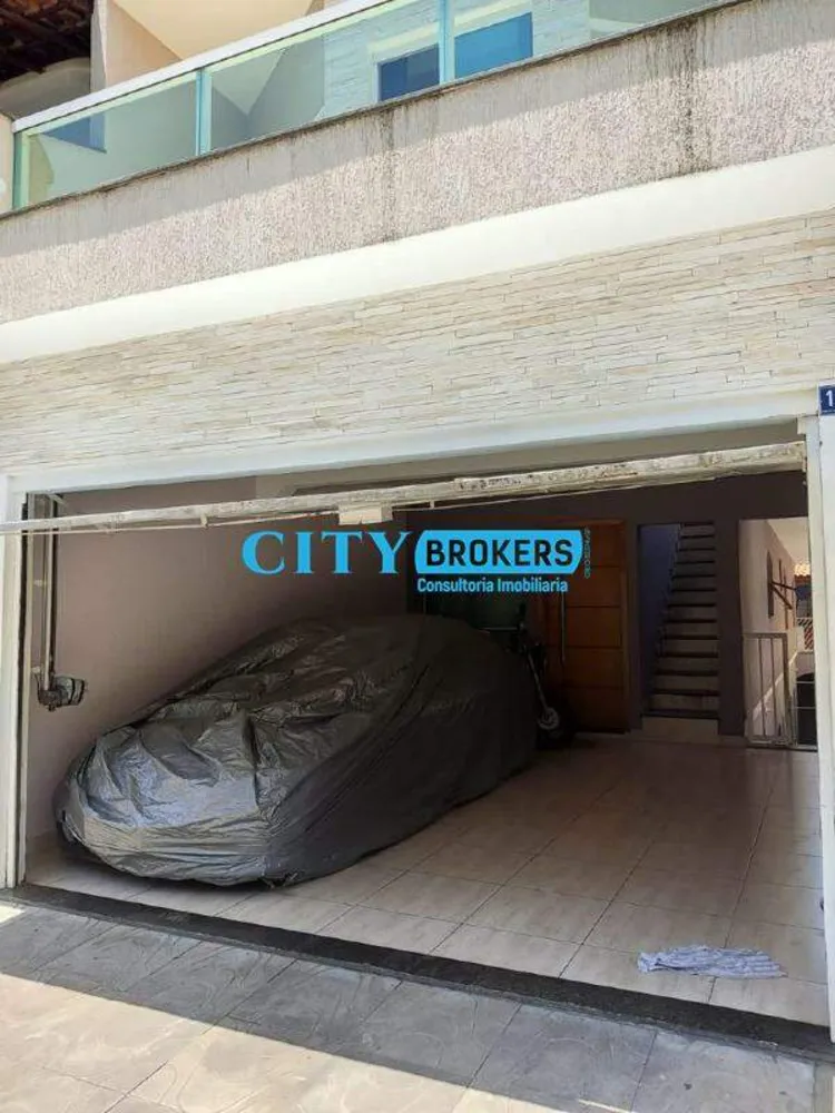 Sobrado, 2 quartos, 320000 m² - Foto 1