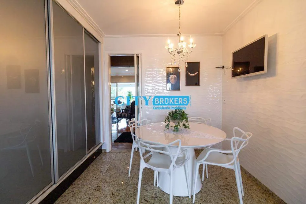 Apartamento, 4 quartos, 220 m² - Foto 1