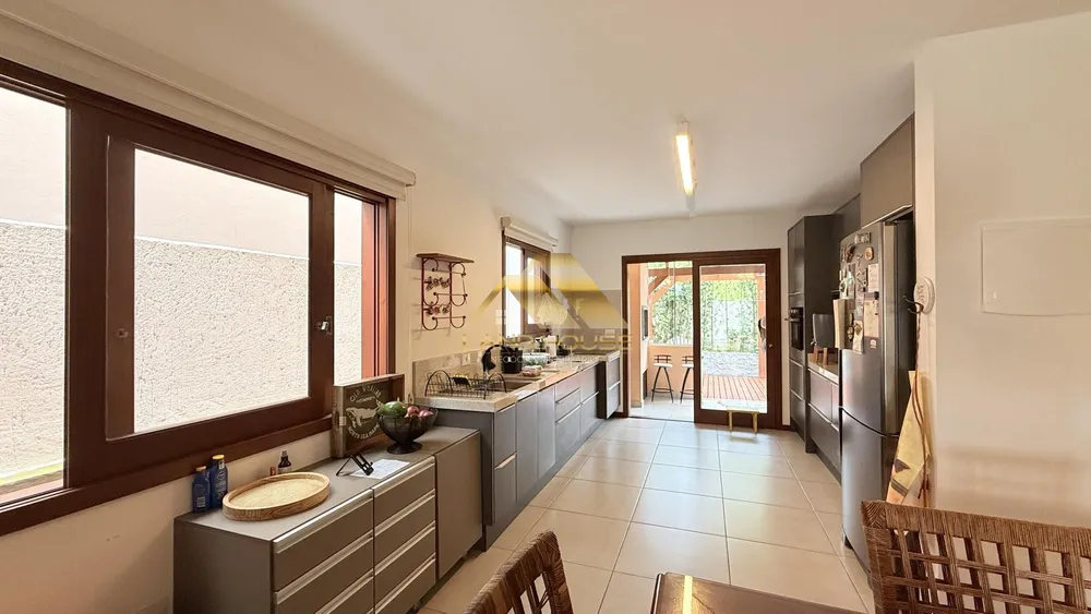 Casa, 3 quartos, 160 m² - Foto 1