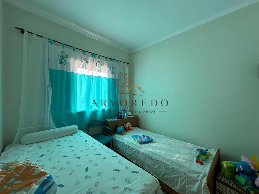 Casa, 3 quartos, 300 m² - Foto 1