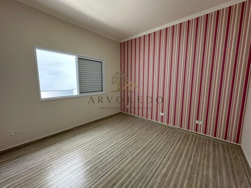 Casa, 3 quartos, 300 m² - Foto 2