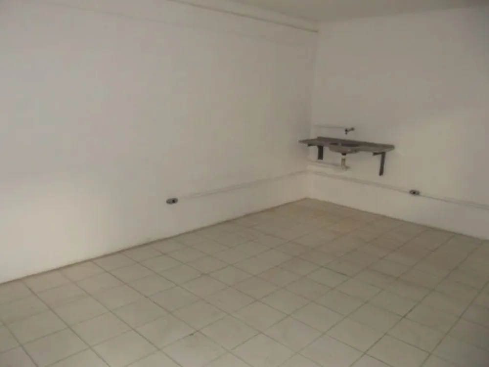 Depósito-Galpão, 700 m² - Foto 1
