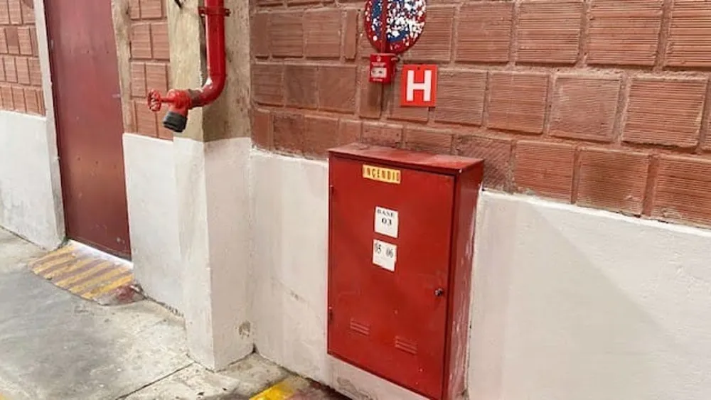 Depósito-Galpão, 2500 m² - Foto 1