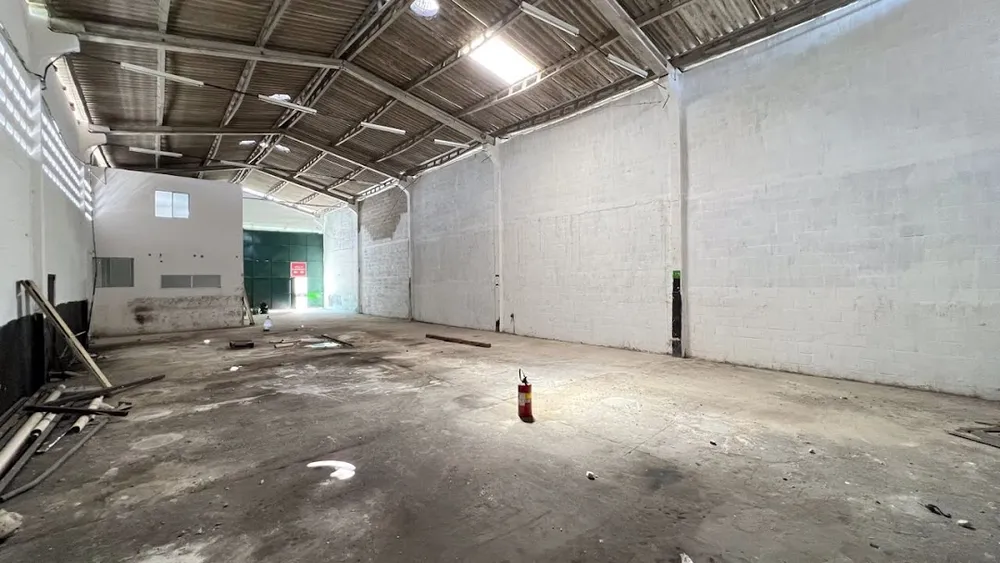Depósito-Galpão, 345 m² - Foto 1