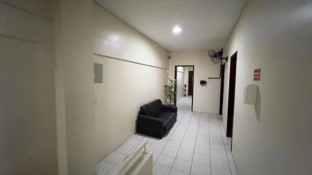 Depósito-Galpão, 240 m² - Foto 9