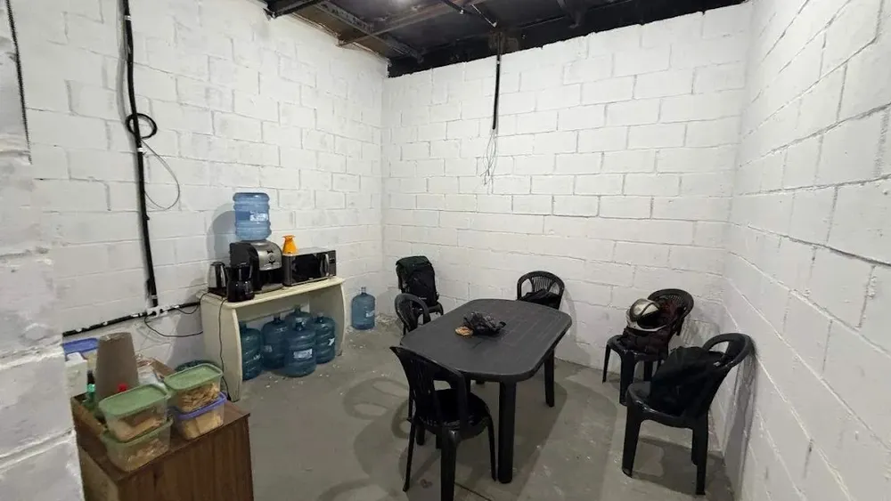 Depósito-Galpão, 1070 m² - Foto 2
