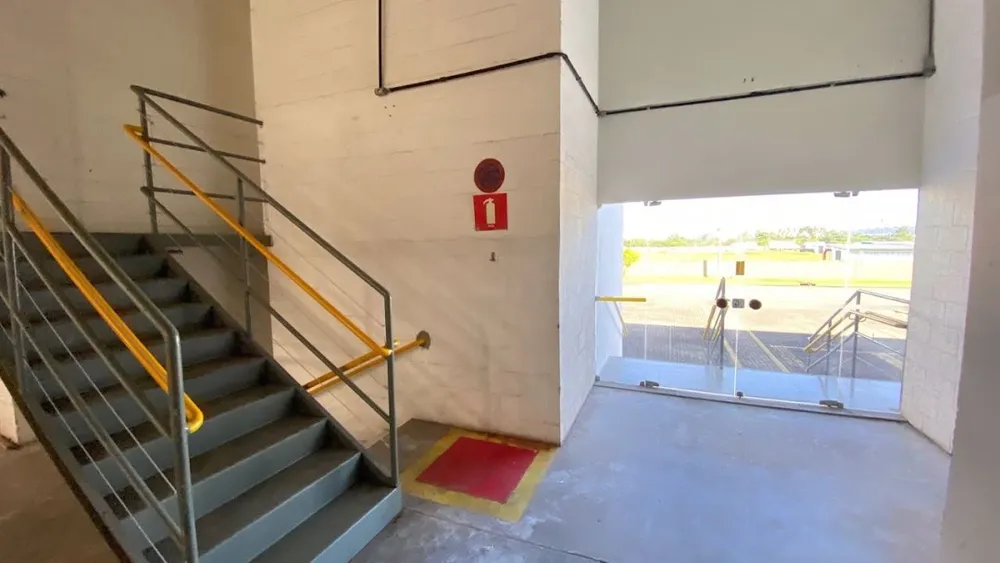 Depósito-Galpão, 2091 m² - Foto 4